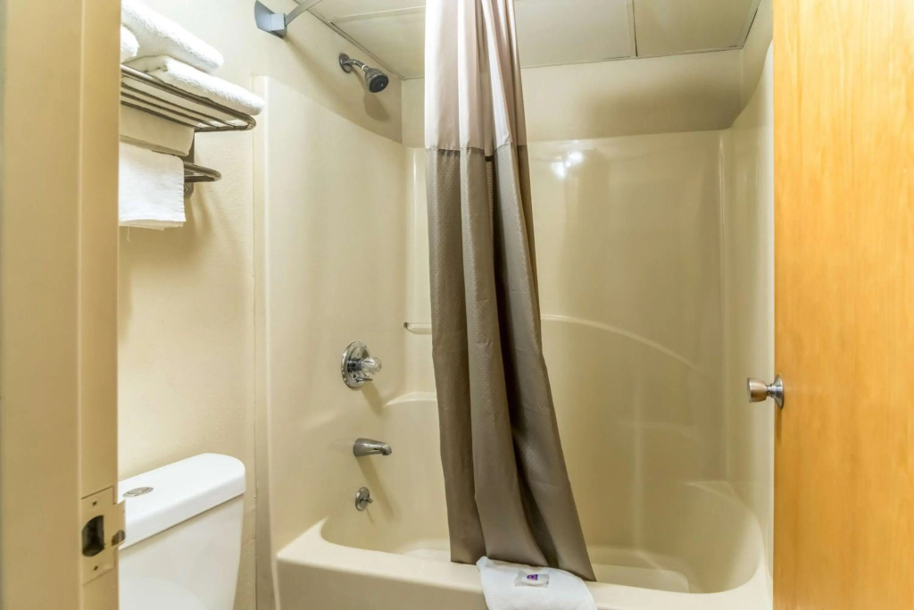 Motel 6-Kenly, NC
