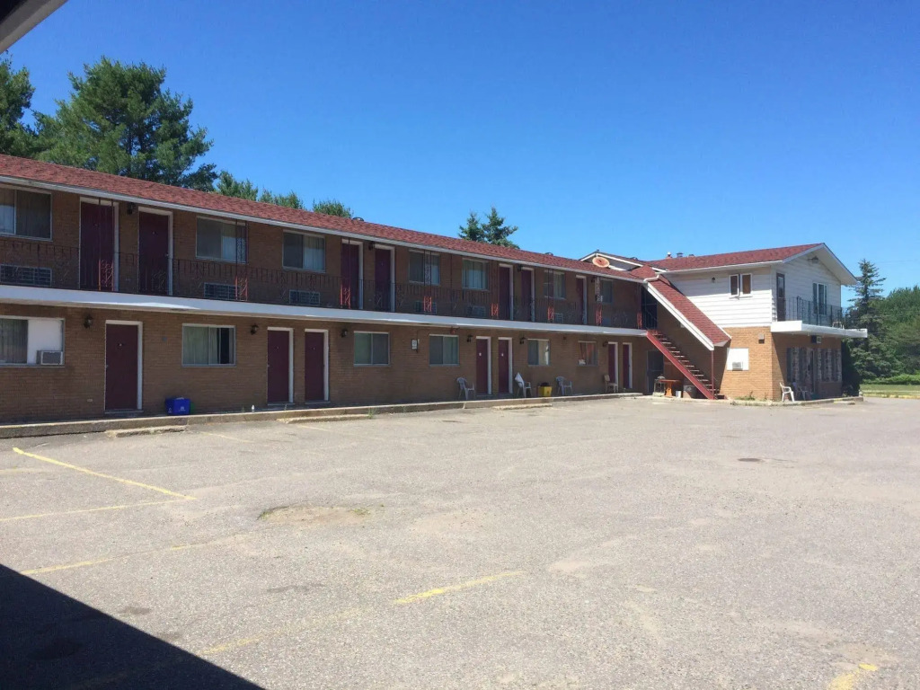 Shady Rest Motel
