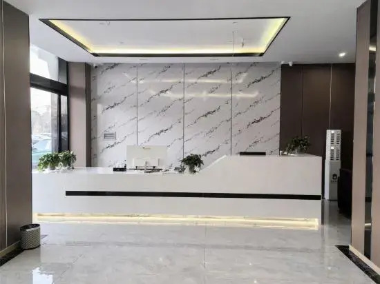 Yiduo Smart Hotel