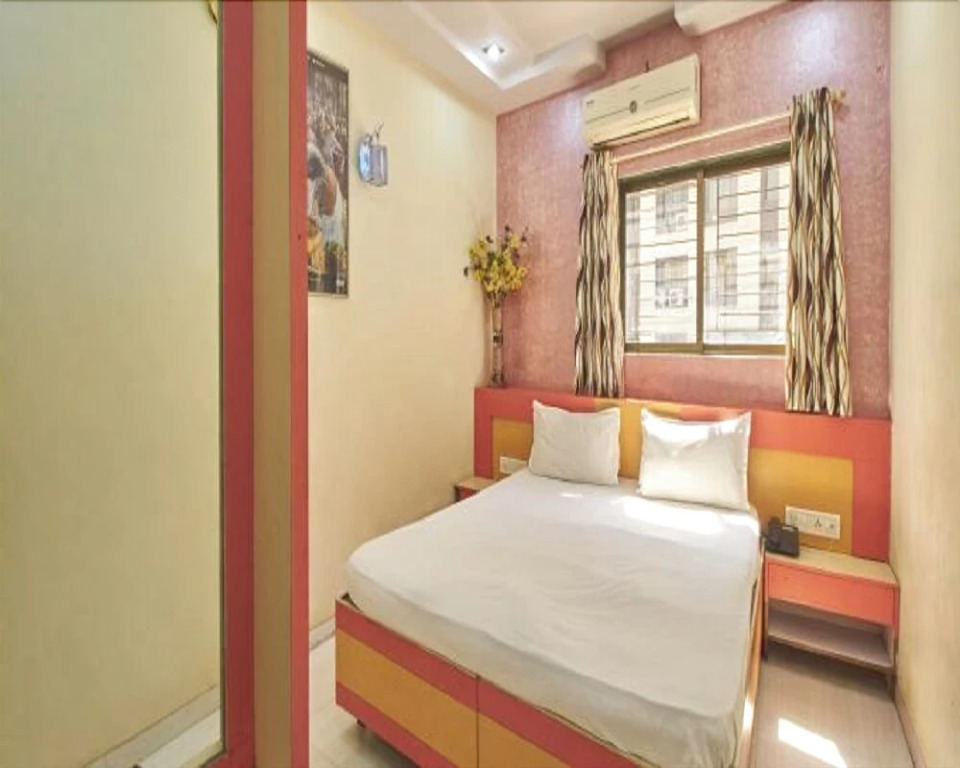 Room Maangta 127 - Andheri