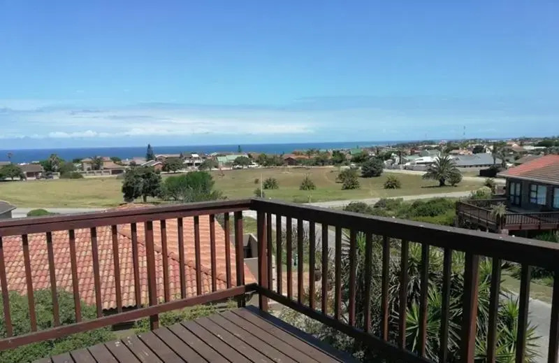 Surf Cabana, a Charming 3 Bedroom Holiday Home