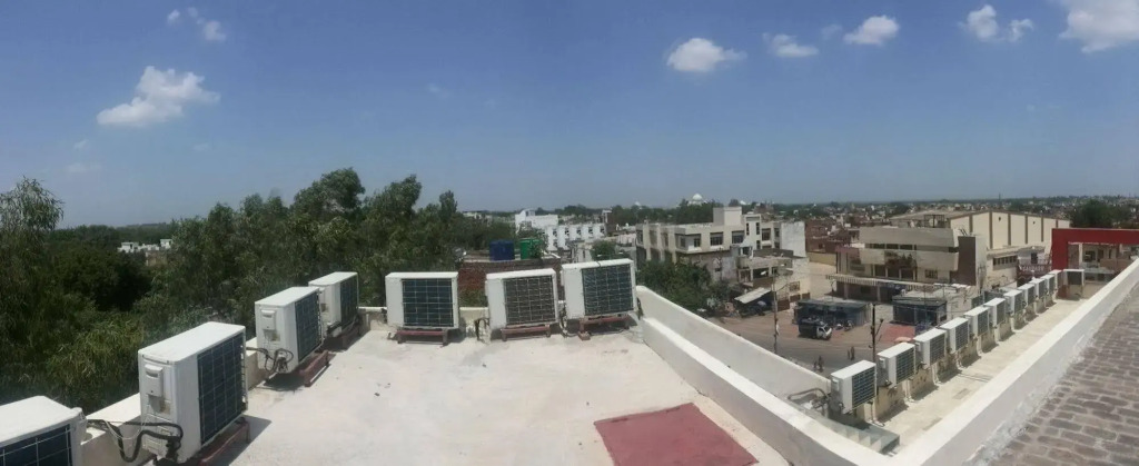 MD 9 Star Hotel