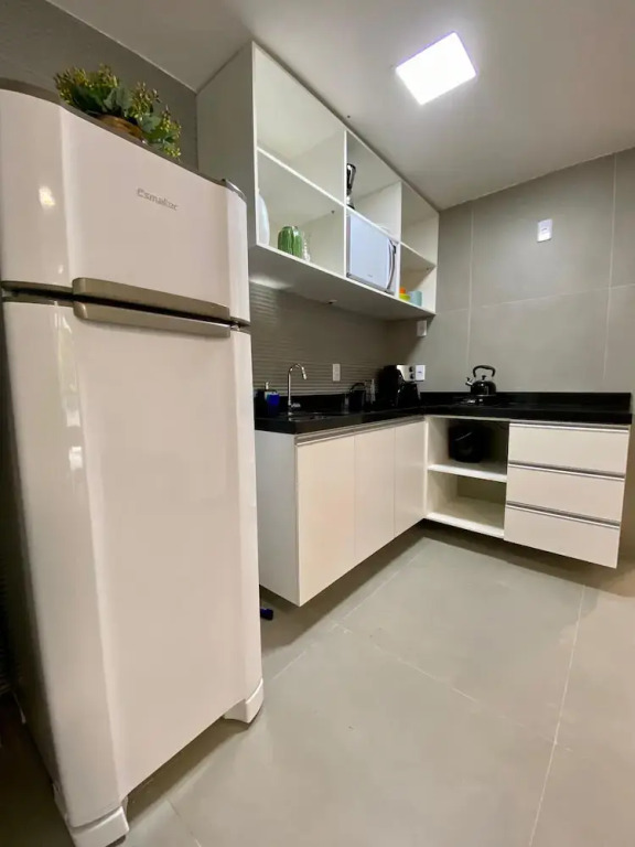 Flat a 120 metros das Piscinas Naturais