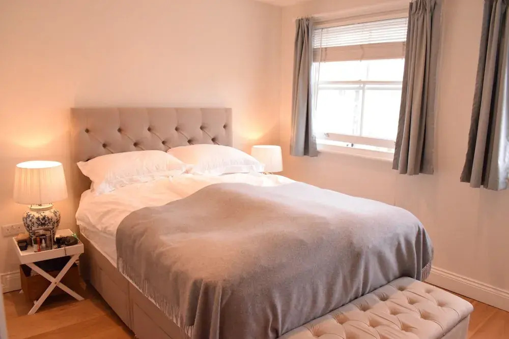 Elegant 2 Bedroom Flat In The Heart of Notting Hill