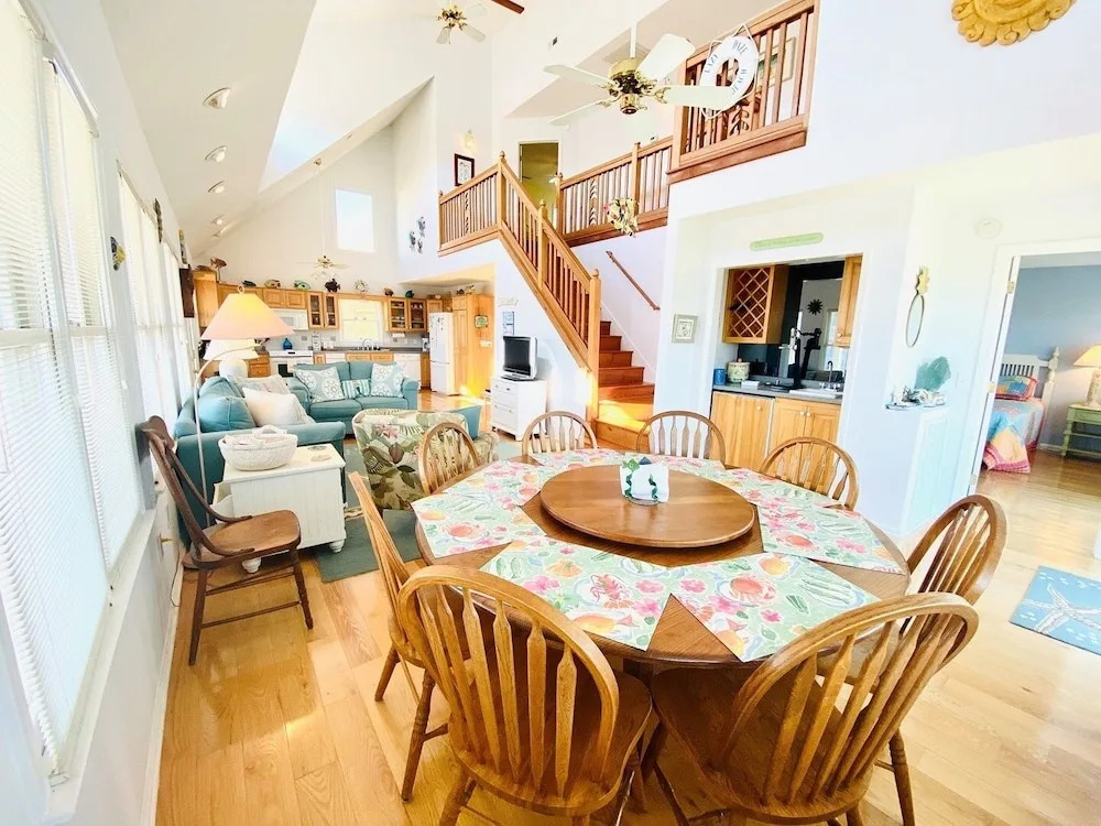 Splish Splash 4 Bedroom Home