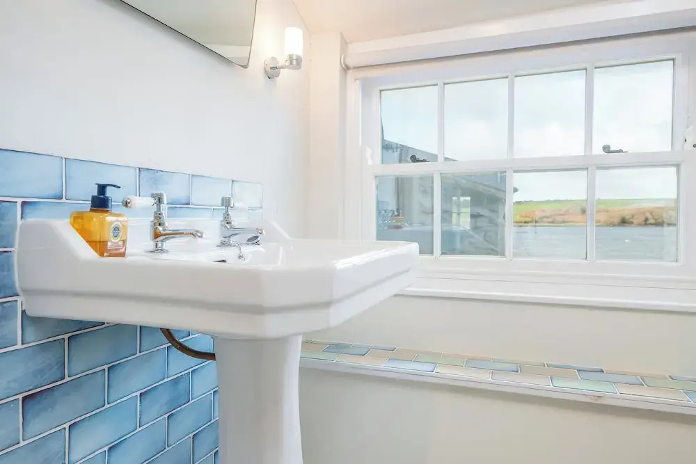 Leeward Cottage