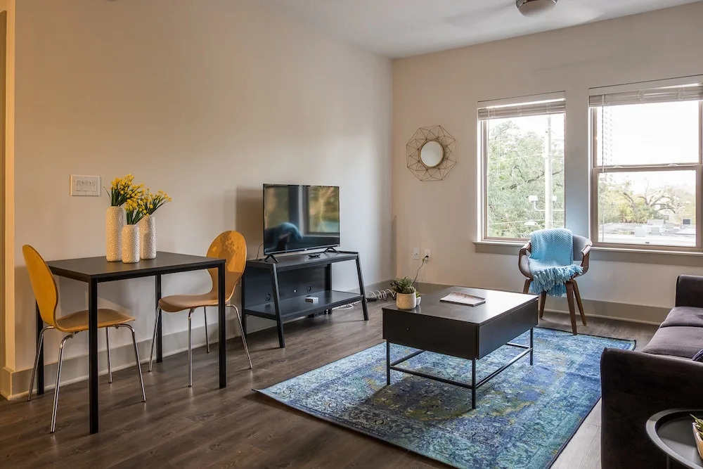 2 BR Apt Near St Johns River by Frontdesk