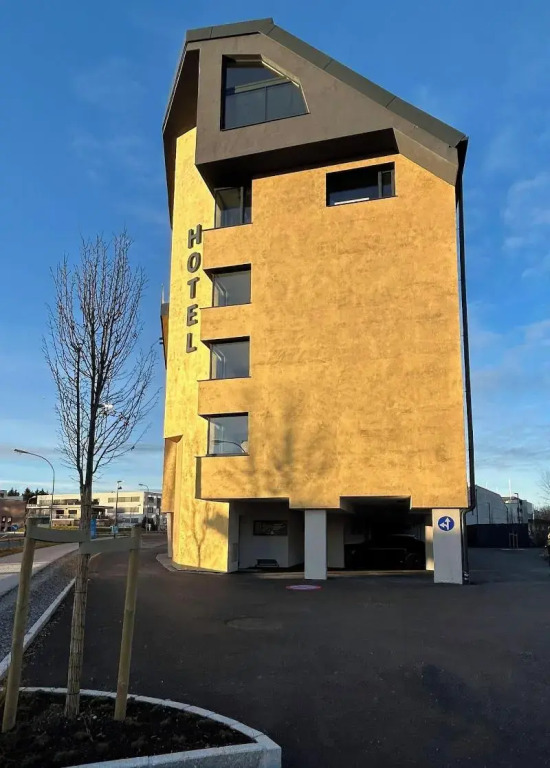 Hotel im Zentrum für Visionen