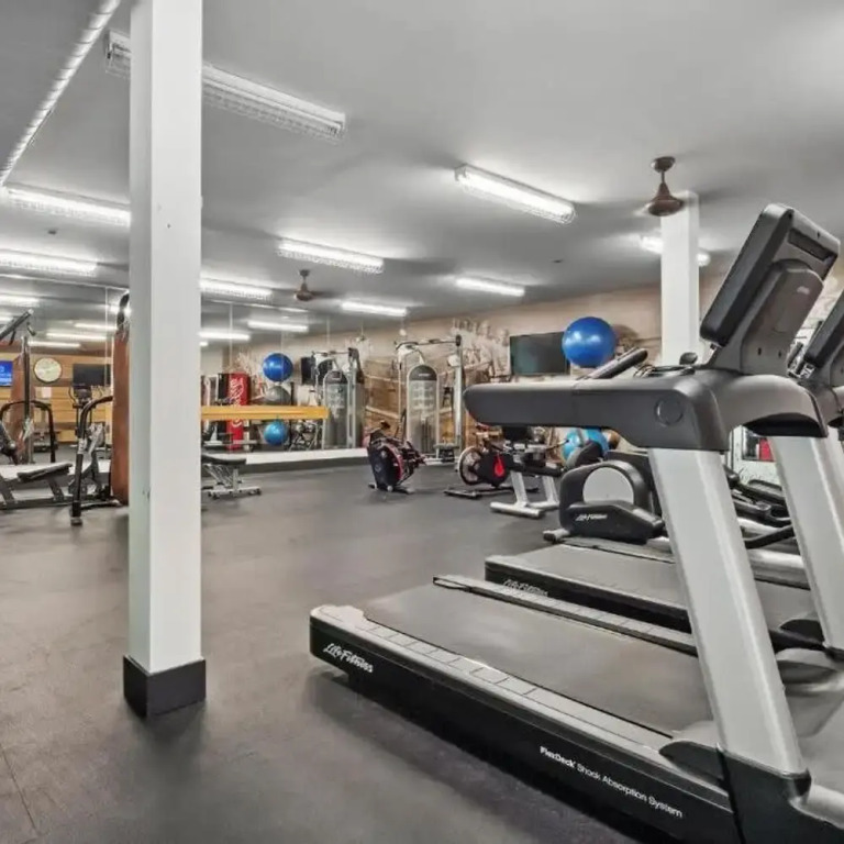 Cozysuites Mill District Pool gym 02