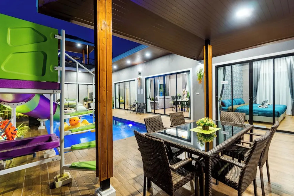 Breeze Casa Private Pool Villas