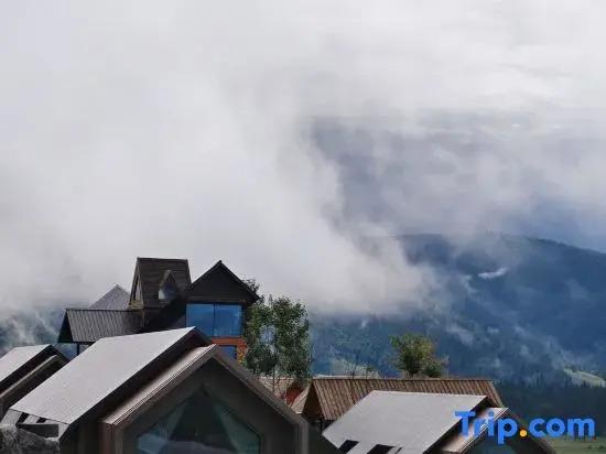 Hemu Sanbaisuo Homestay (Hemu)