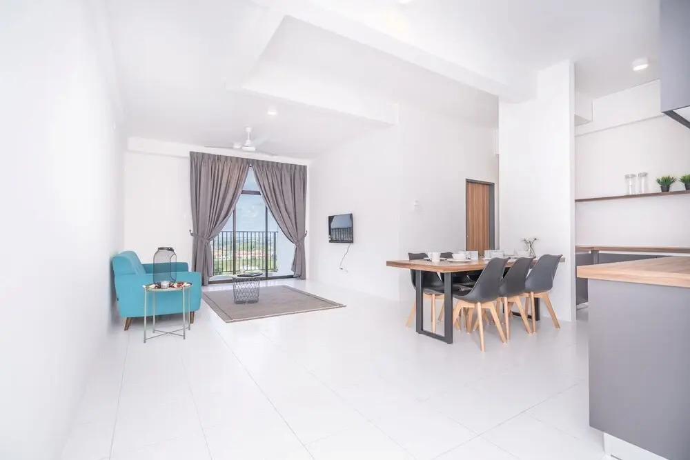 Oyo Home 89600 Marvelous 3Br Imperio