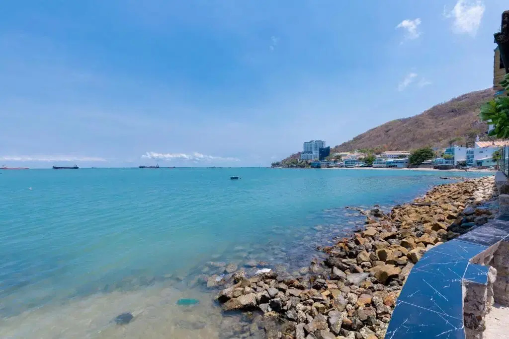 Beachfront Palm Villa 25 Biệt Thự Trên Bãi Biển