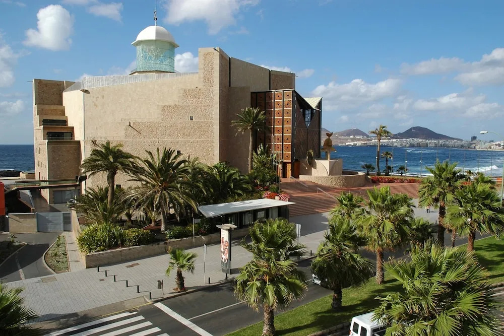 Triana Bella Suites