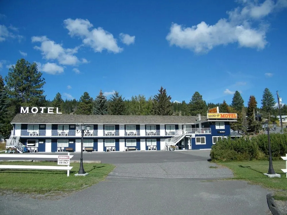 Round-Up Motel