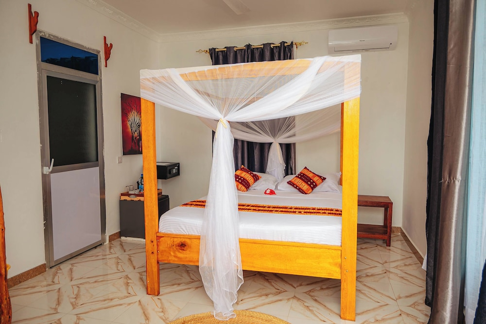 Karibu Villa