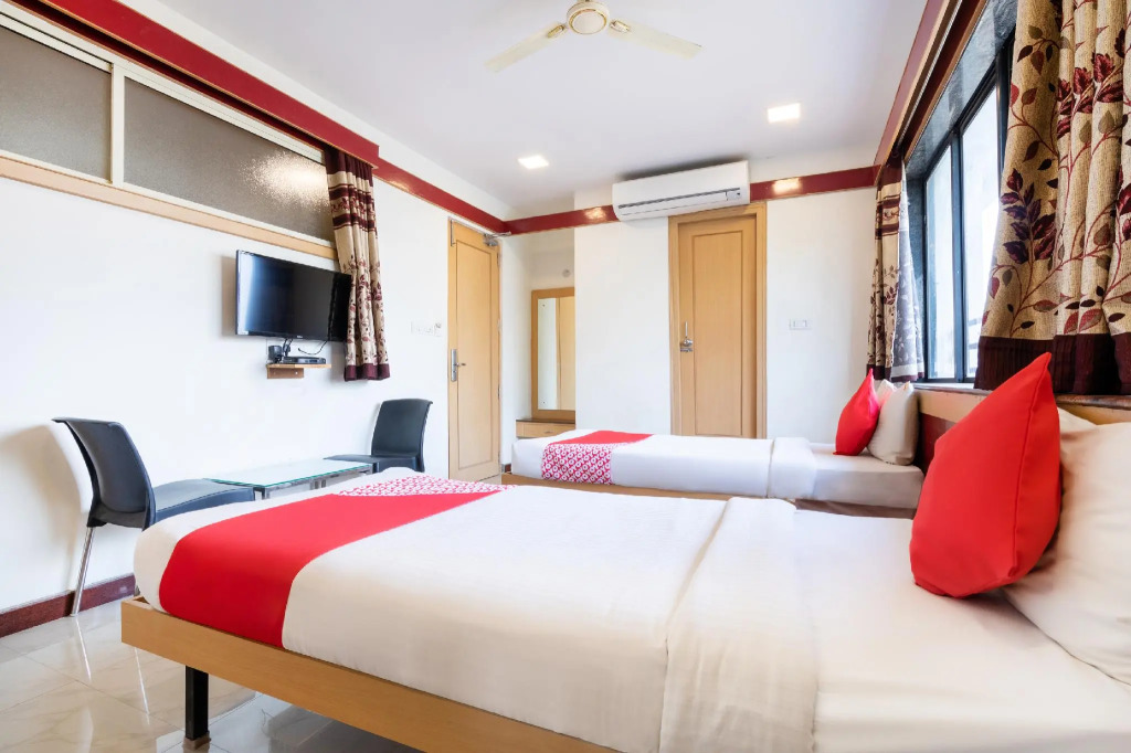 OYO  Capital O 4645 Span Suites