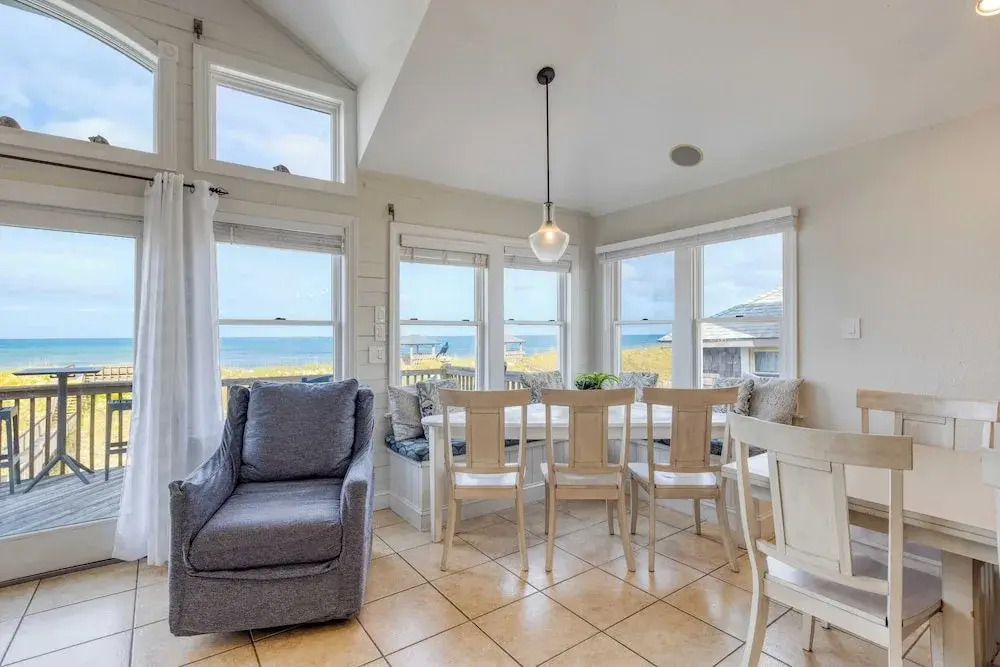 Sleeps 28 Beachfront w/ Pool, Hot Tub, Game Room Atlantic Watch by Avantstay