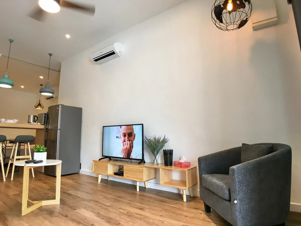 2 Bedrooms Gurney Suites (iBook 4) (6-8 pax)
