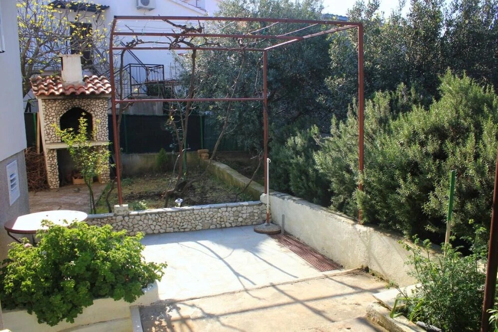 Rosemary - Gorgeous Garden - A1