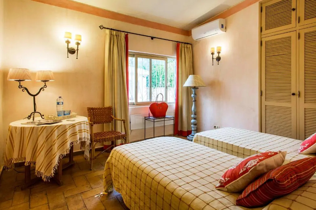Quinta Azul - Gorgeous Apartment with Pool & Private Terrace