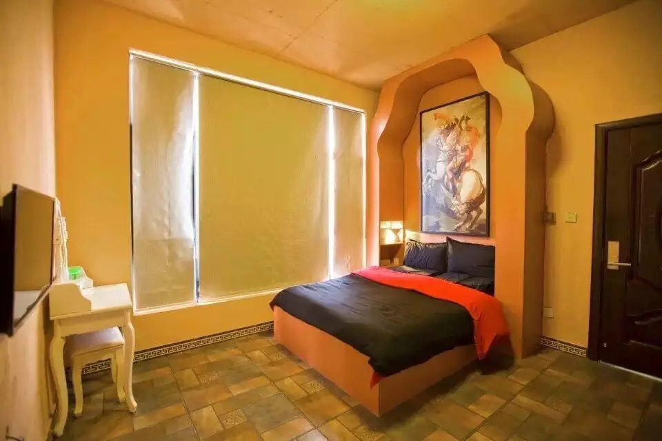 Ru Yi Ping An Hostel
