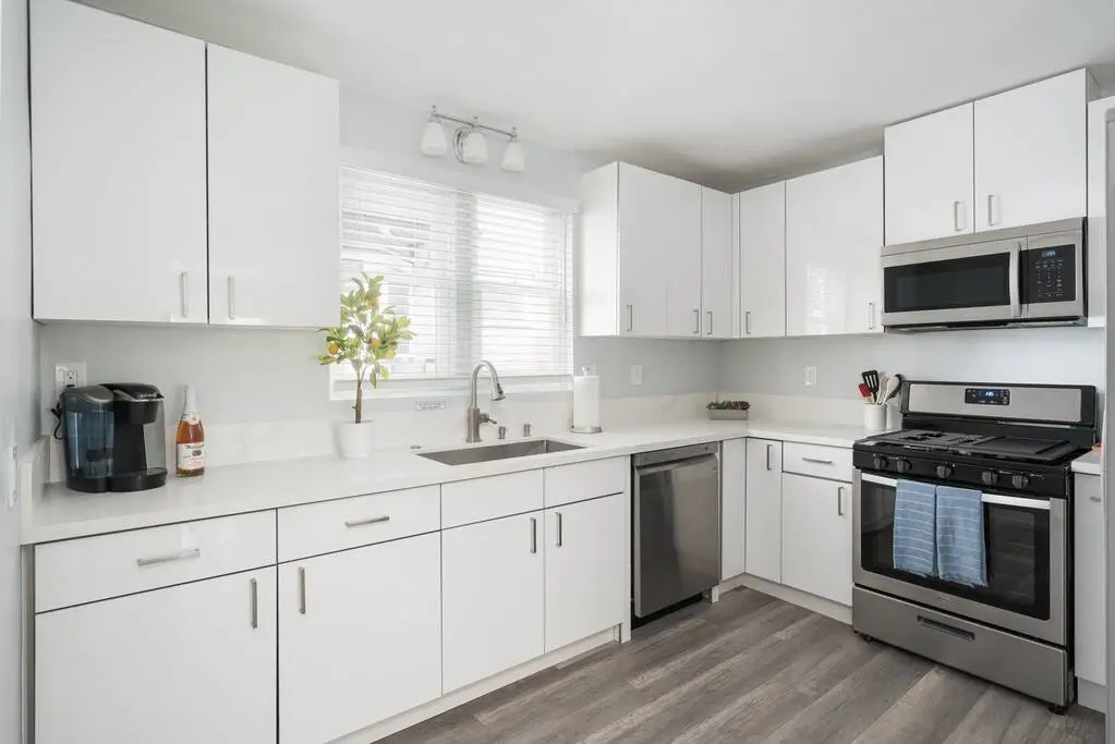 Bankers Hill Bliss Chic Roomy Home Near Airport