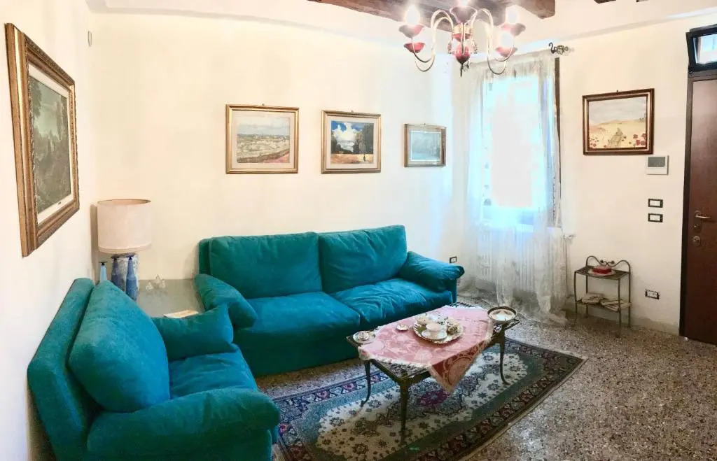 Maison Elena