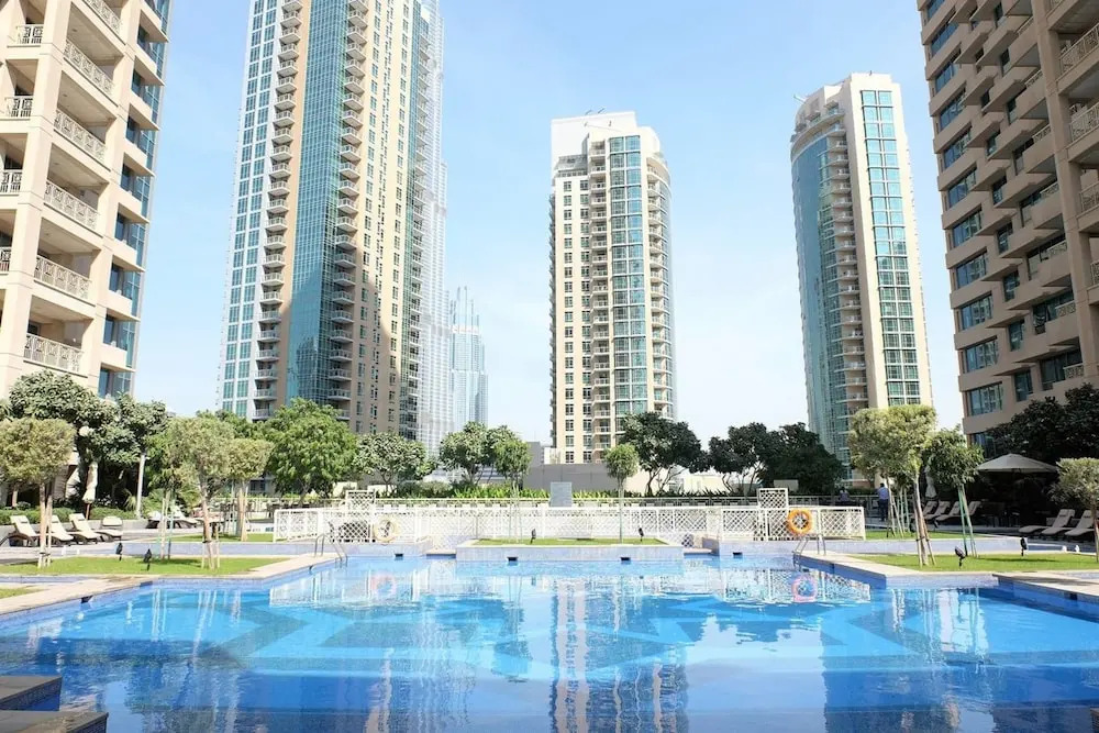 29 Boulevard Tower Ease by Emaar