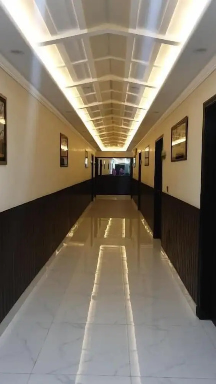Hotel White Pearl