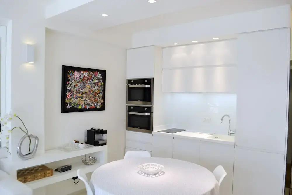 Beautiful Apartment Near Beach H1