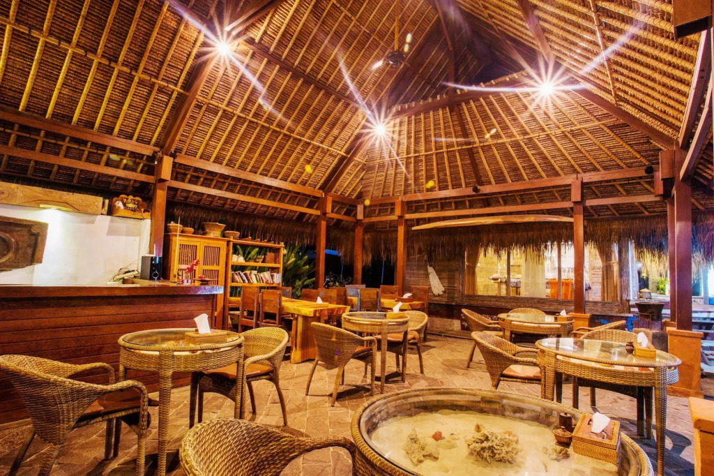TS Hut Lembongan