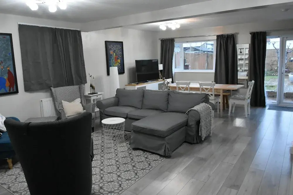 Charming Wembley Home Near Wembley Stadium