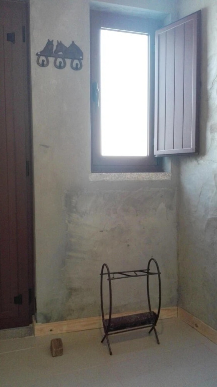 House with 2 Bedrooms in Cabril , with Wifi