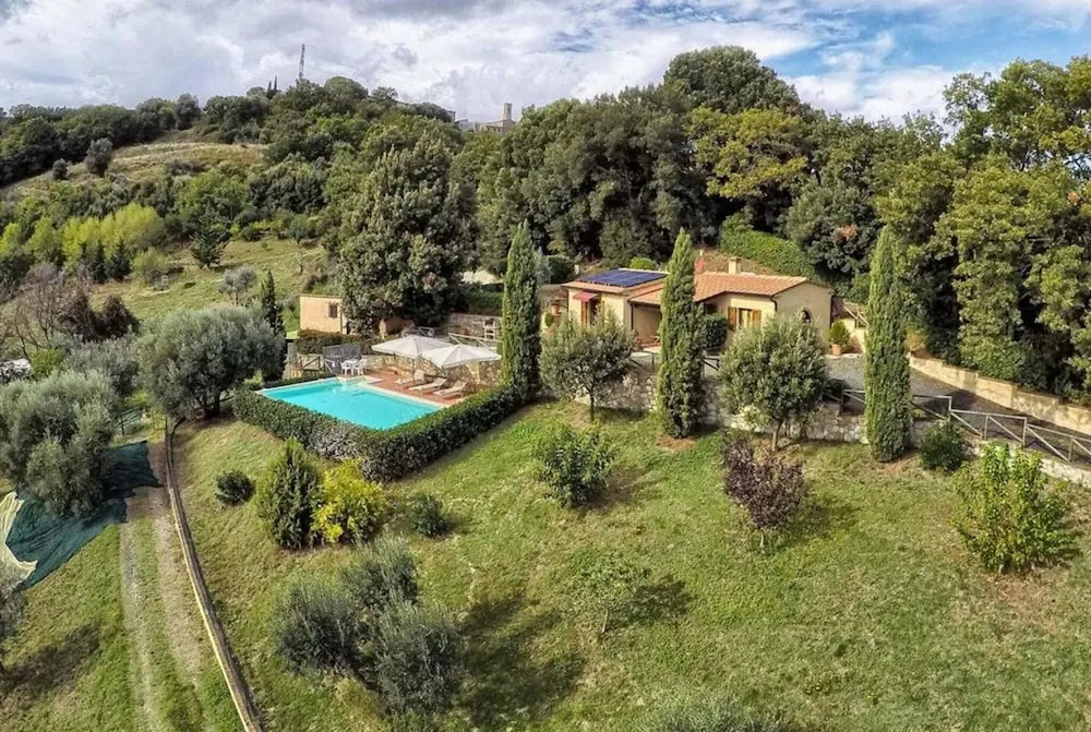Villa Lustignano