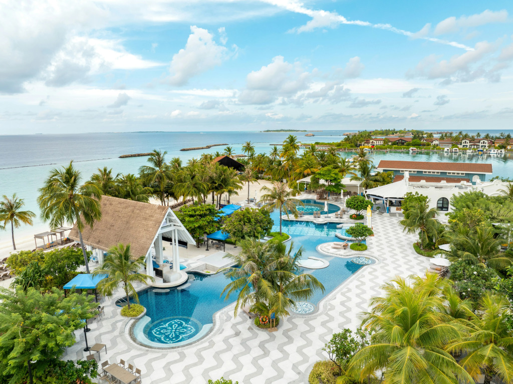 SAii Lagoon Maldives, Curio Collection By Hilton