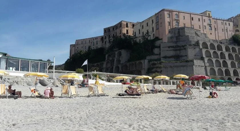 Le Roccette Mare