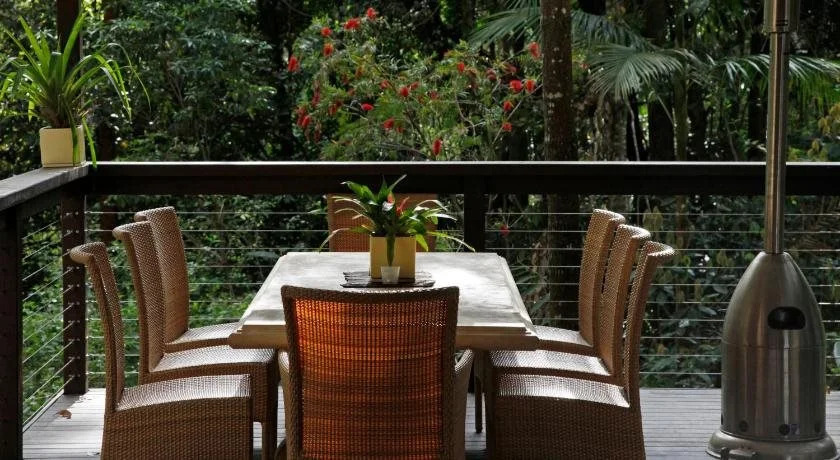 Songbirds Rainforest Retreat