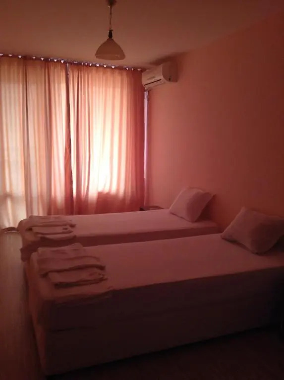 Dimitrov Apartments