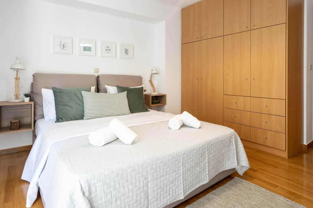 “Greek Aura” luxury lodging in Koukaki