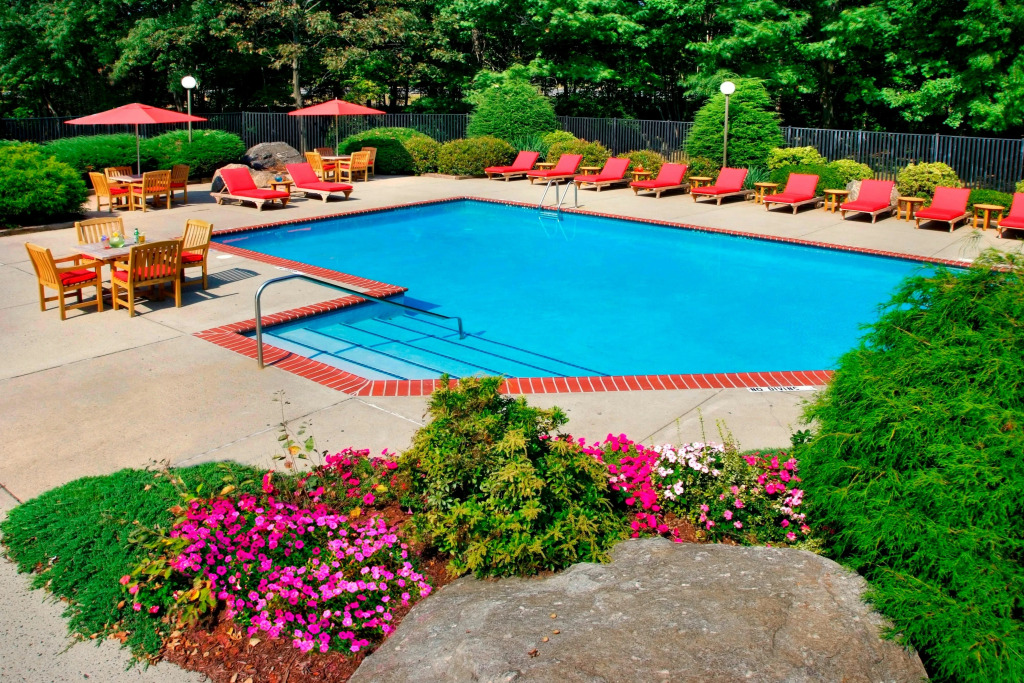 Trumbull Marriott Shelton