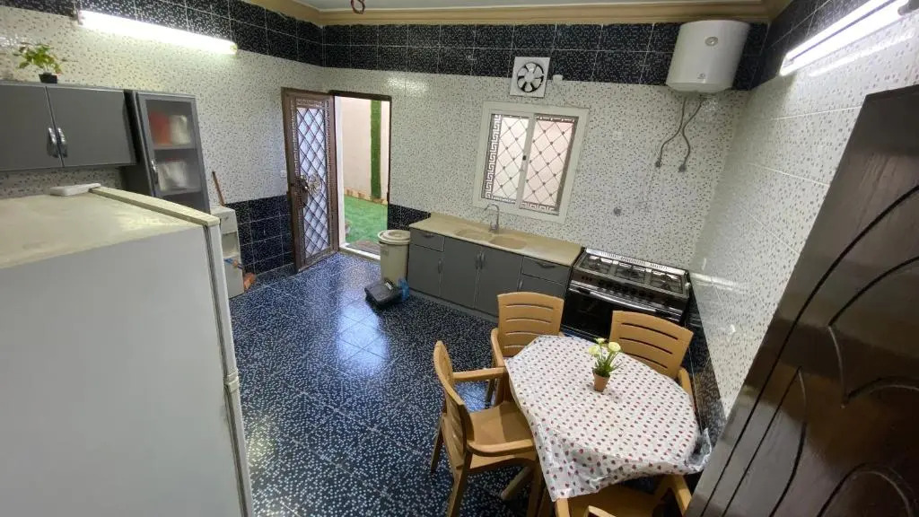 Naser Apartments