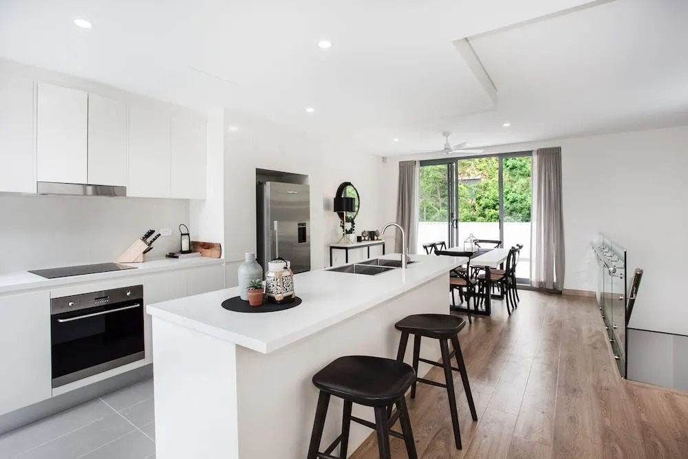Bream penthouse (672i)
