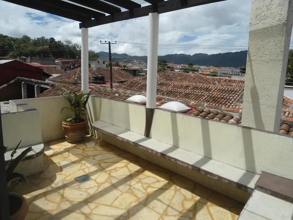 Casa Nucú Hotel