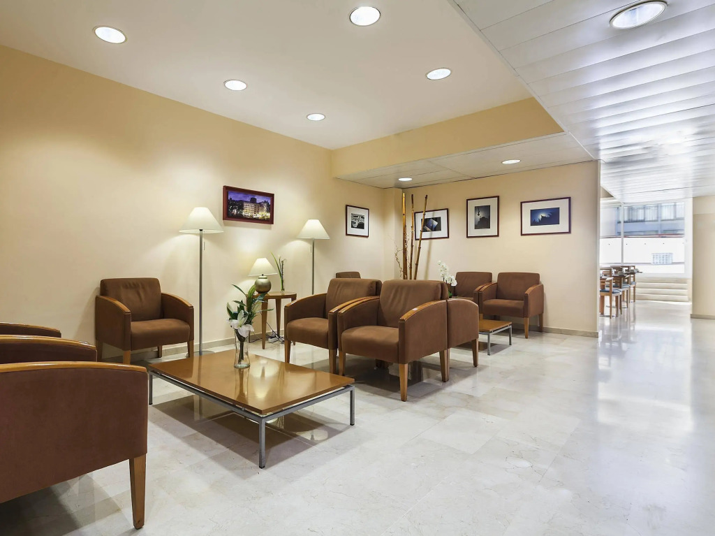 Chic & Basic Lemon Boutique Hotel