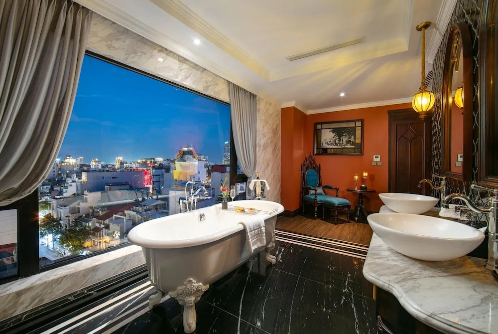 Le Chanvre Hanoi Hotel & Spa