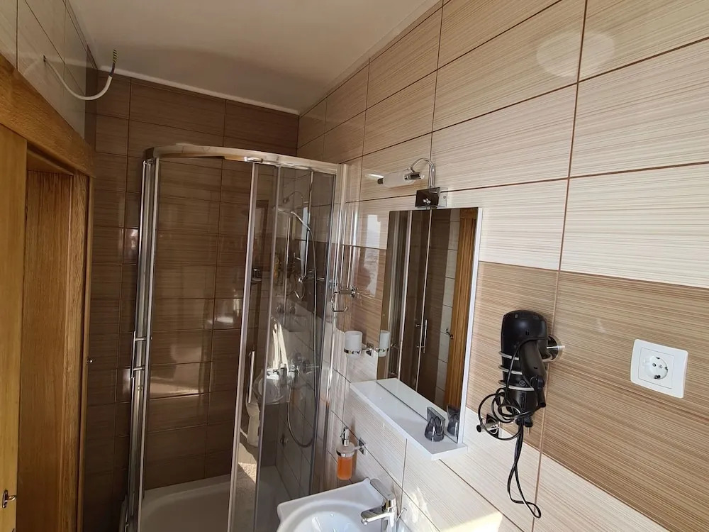 Luxury Apartment with heated pool in Starigrad
