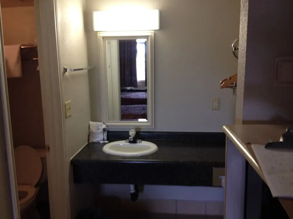 The Brooke Hotel
