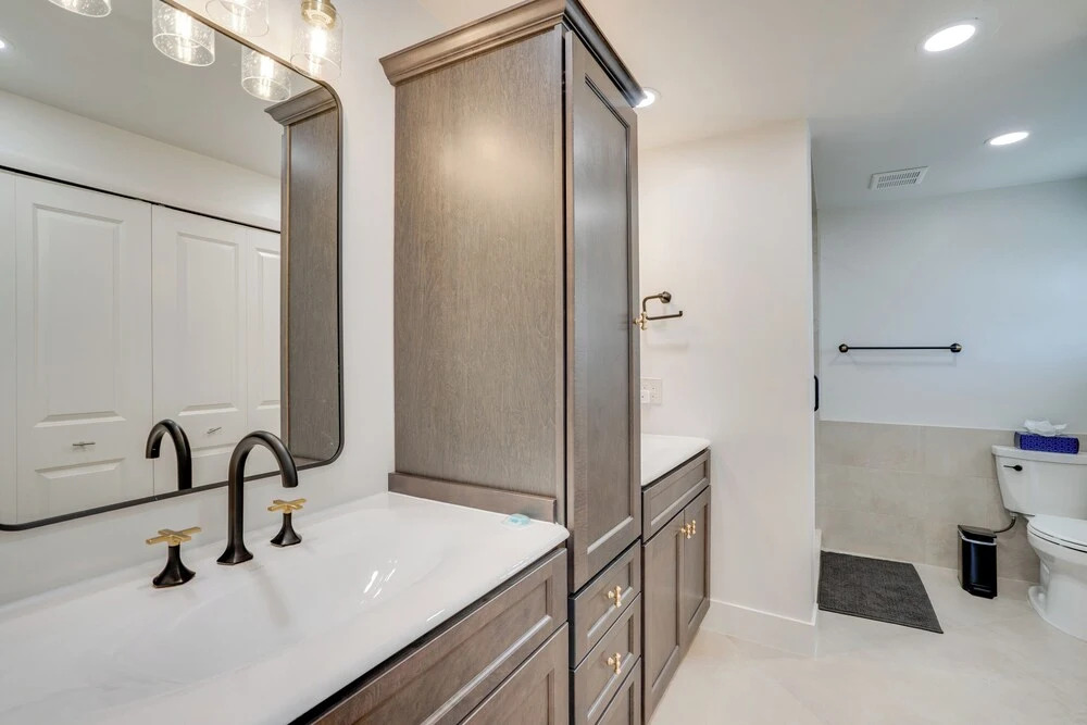 Modern Canal-front Gem w/ Lanai + Dock in Sanibel