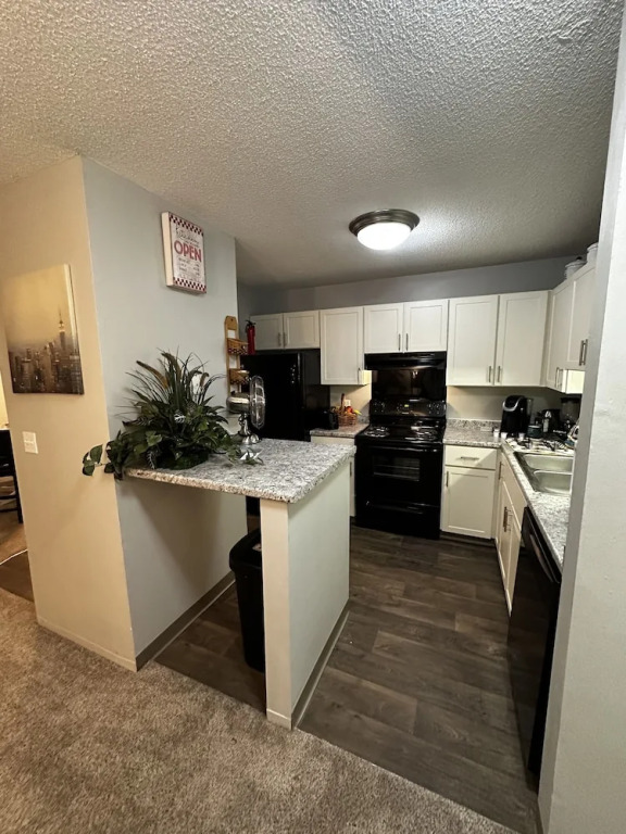 2 BR con patio por el centro comercial